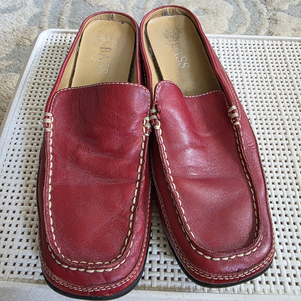 Burgundy Leather Slip-On Loafers with Moc-Toe Design